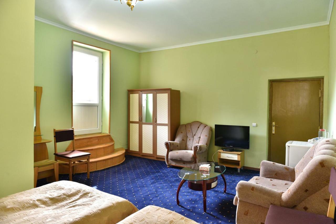 Greenwood Hotel ديليجان المظهر الخارجي الصورة