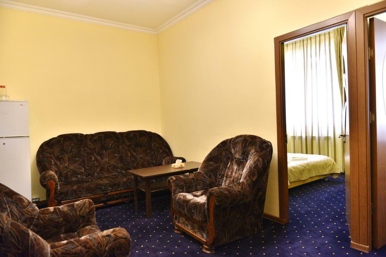 Greenwood Hotel ديليجان المظهر الخارجي الصورة