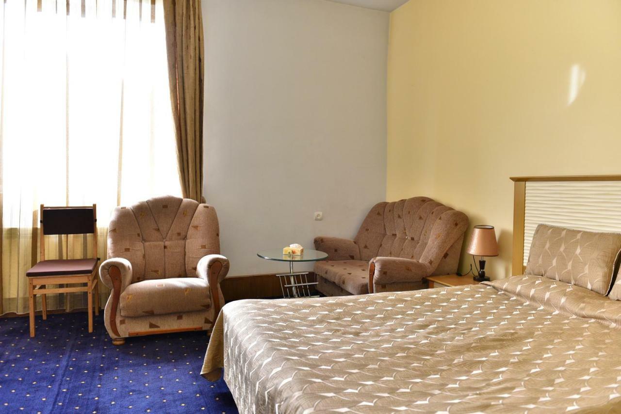 Greenwood Hotel ديليجان المظهر الخارجي الصورة